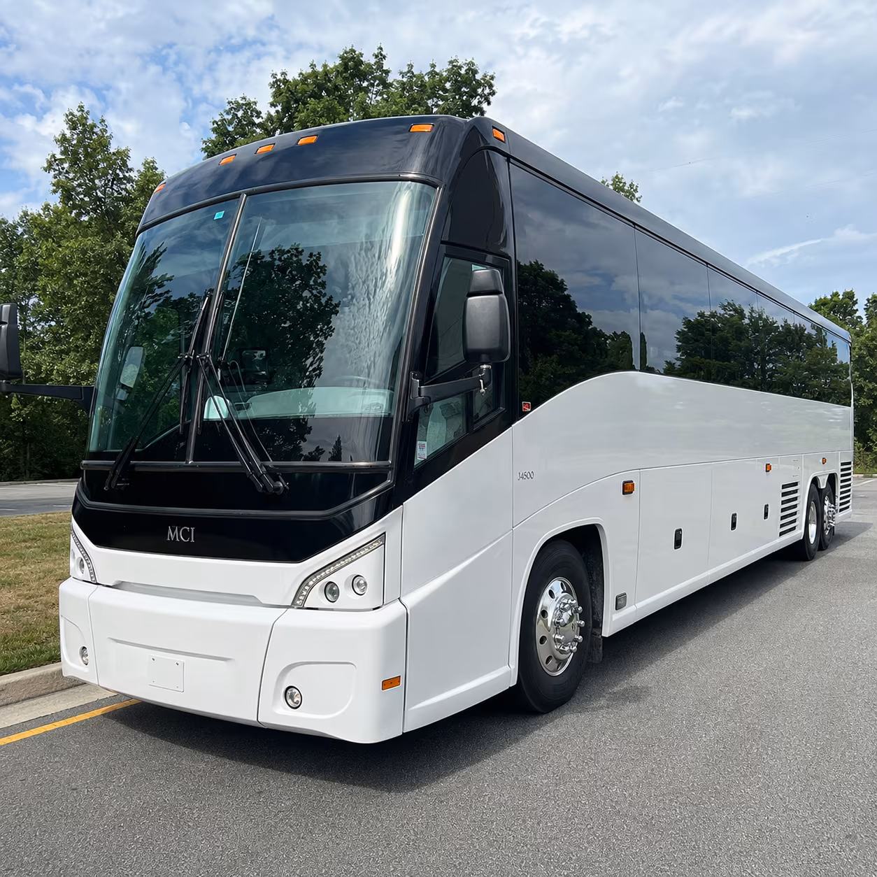 corporate airport transfer buses to dfw and love field