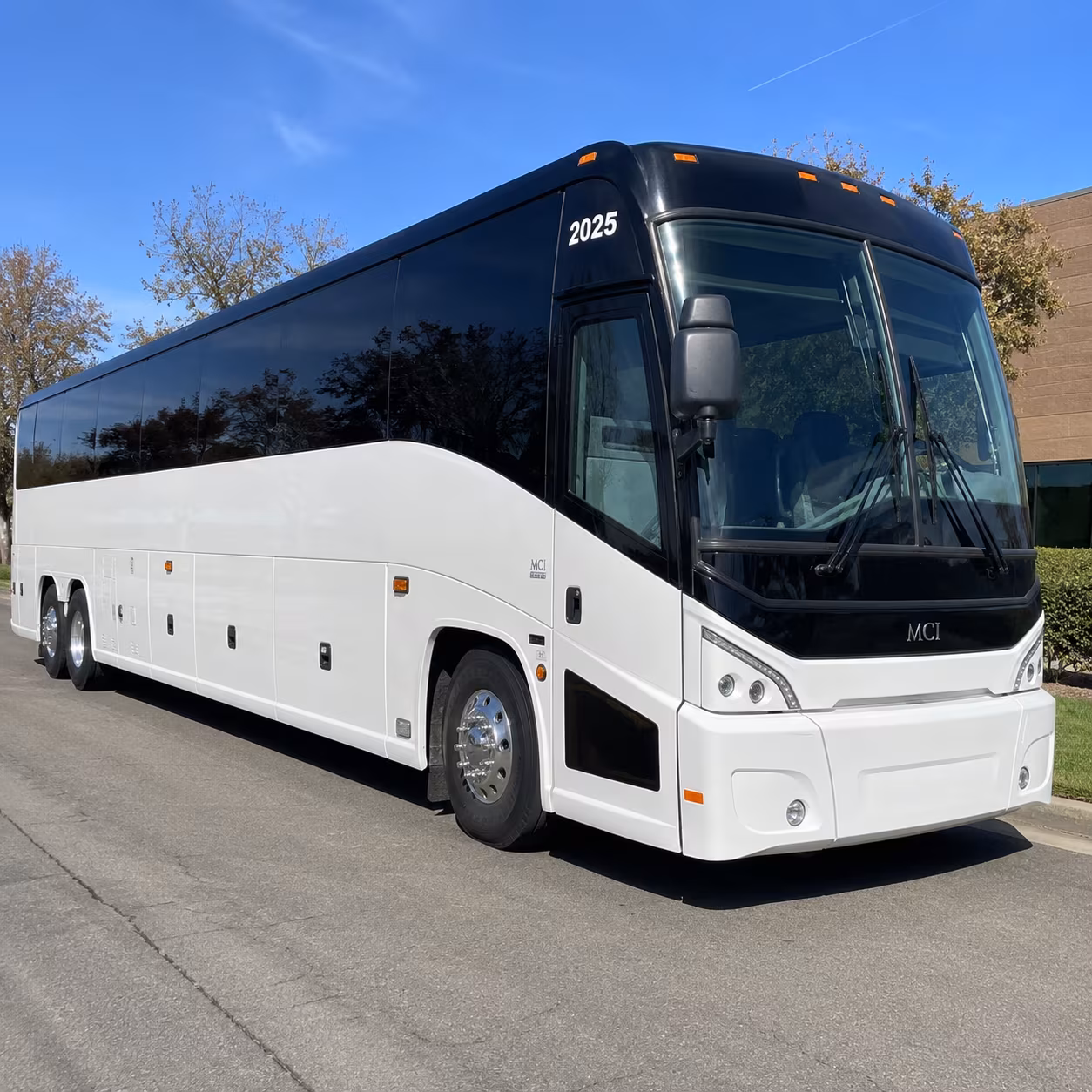 festival and fair buses to traders village and epic waters