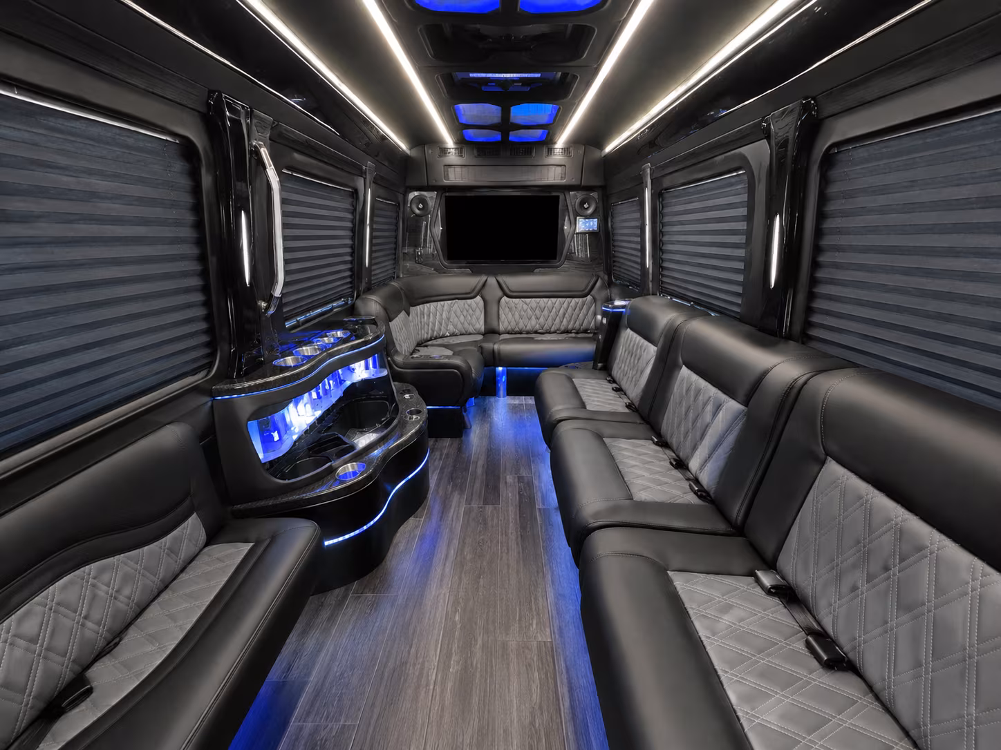 overnight bus trips from grand prairie to shreveport and new orleans